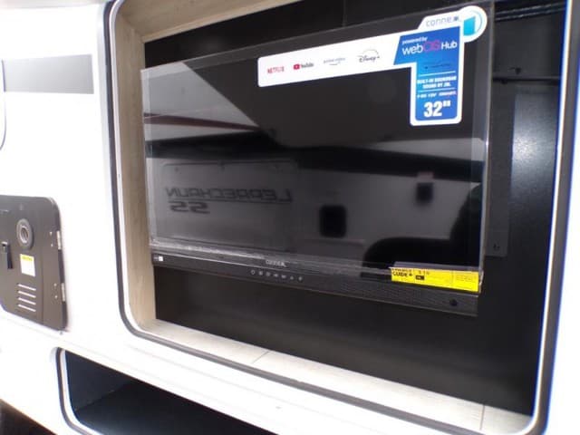 2026 Coachmen 2026 Coachmen Leprechaun - thumbnail 12