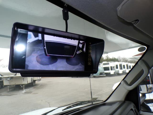 2026 Coachmen 2026 Coachmen Leprechaun - thumbnail 17