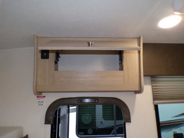 2026 Coachmen 2026 Coachmen Leprechaun - thumbnail 27