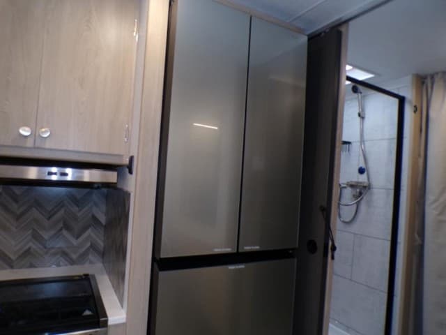 2026 Coachmen 2026 Coachmen Leprechaun - thumbnail 39