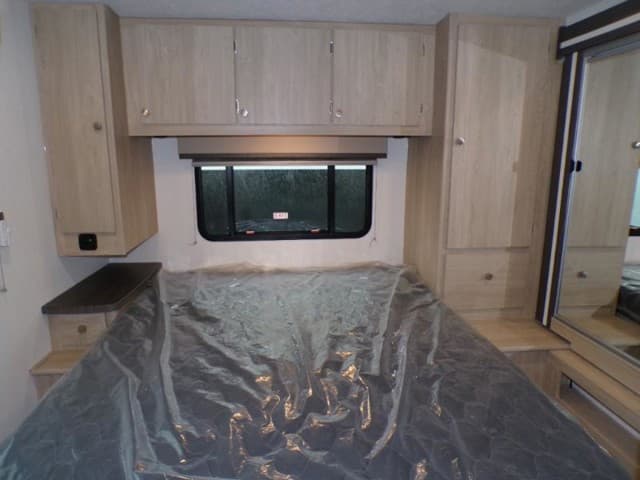 2026 Coachmen 2026 Coachmen Leprechaun - thumbnail 44