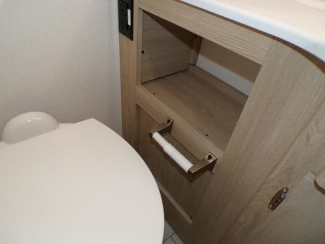 2026 Coachmen 2026 Coachmen Leprechaun - thumbnail 56