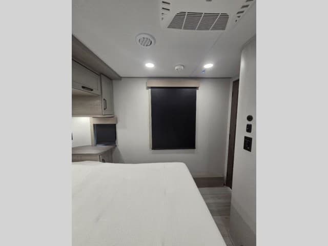 2026 Grand Design 2026 Grand Design Momentum M-Class - thumbnail 20