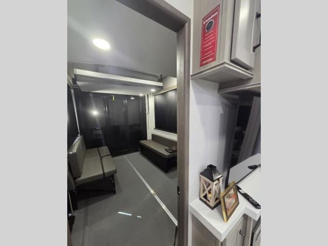 2026 Grand Design 2026 Grand Design Momentum M-Class - thumbnail 22