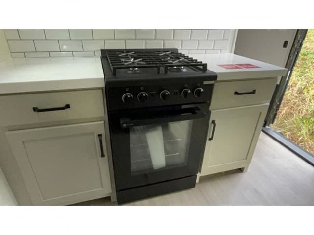 2026 Grand Design 2026 Grand Design Momentum - thumbnail 18