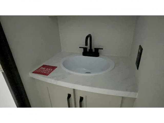 2026 Grand Design 2026 Grand Design Momentum - thumbnail 22