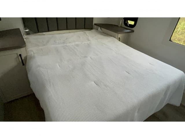 2026 Grand Design 2026 Grand Design Momentum - thumbnail 23