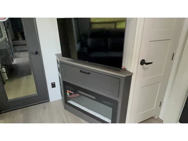 2026 Grand Design 2026 Grand Design Momentum G-Class - thumbnail 14