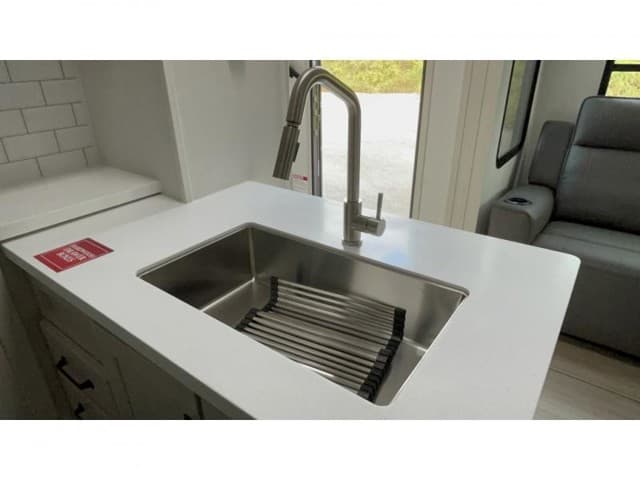 2026 Grand Design 2026 Grand Design Momentum G-Class - thumbnail 19