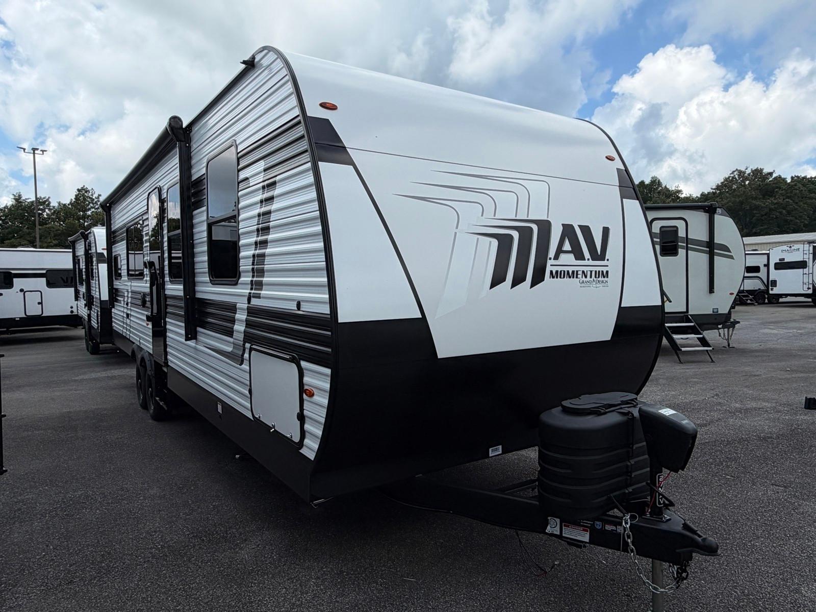 2027 Grand Design Momentum 27MAV