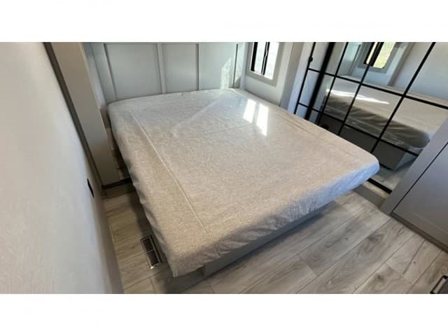 2026 Keystone RV 2026 Keystone RV Montana High Country - thumbnail 19