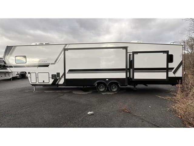 2026 Keystone RV 2026 Keystone RV Montana High Country - thumbnail 4