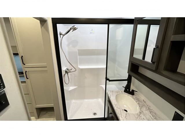 2026 Keystone RV 2026 Keystone RV Montana High Country - thumbnail 11