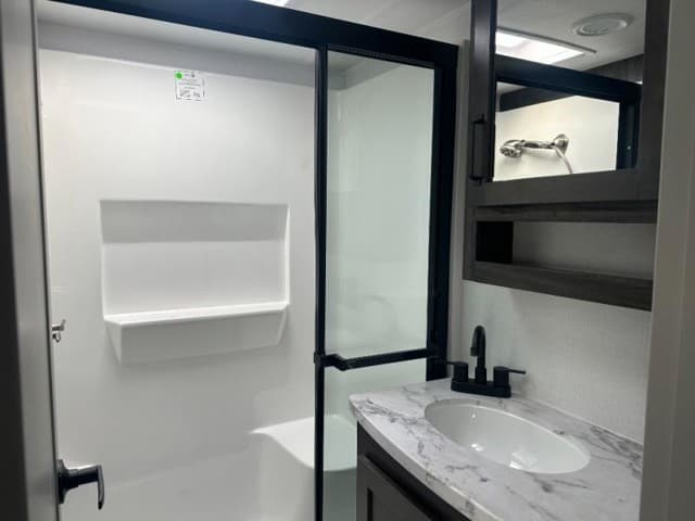 2026 Keystone RV 2026 Keystone RV Montana High Country - thumbnail 8