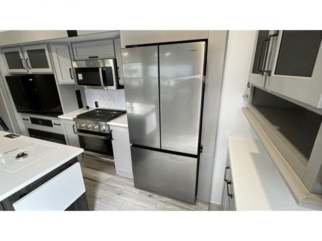 2026 Keystone RV 2026 Keystone RV Montana High Country - thumbnail 19