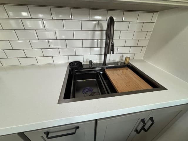 2025 Grand Design 2025 Grand Design Momentum M-Class - thumbnail 10