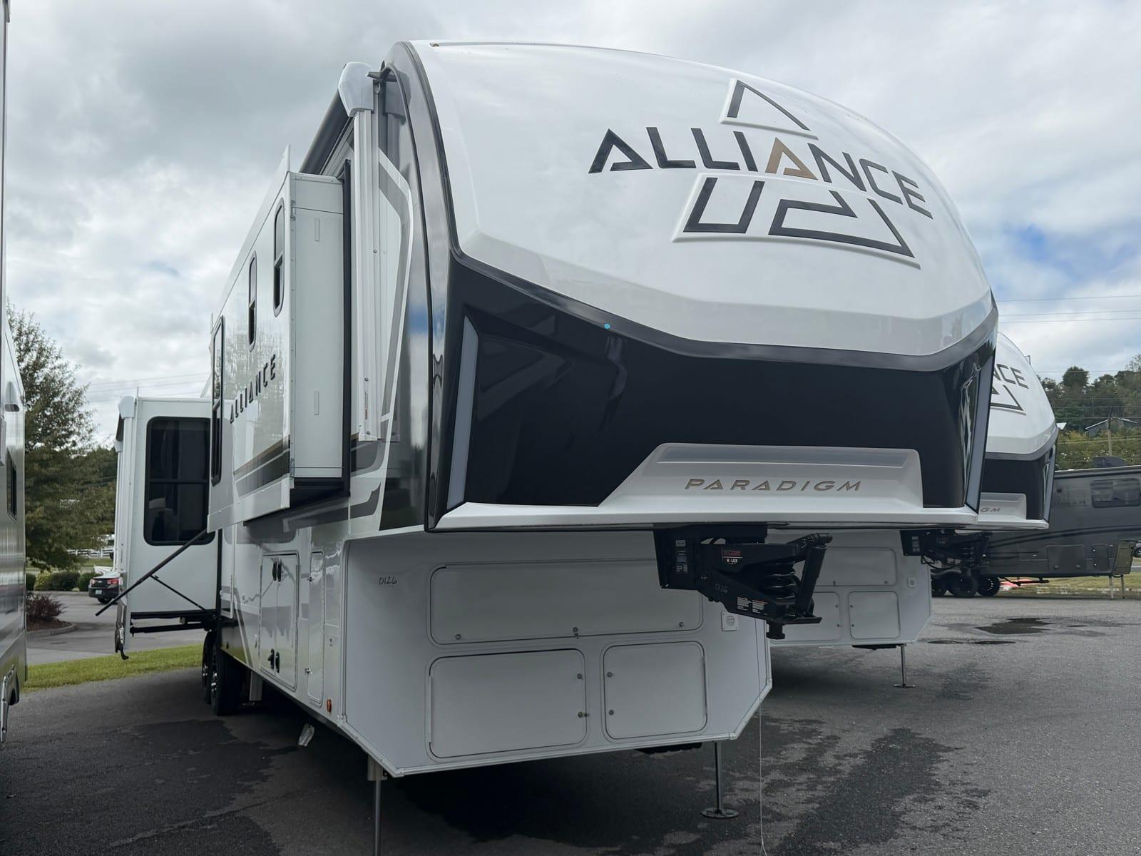 2027 Alliance Paradigm 382RK