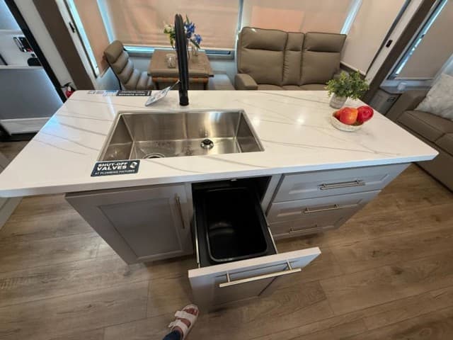 2026 Alliance RV 2026 Alliance RV Paradigm - thumbnail 14