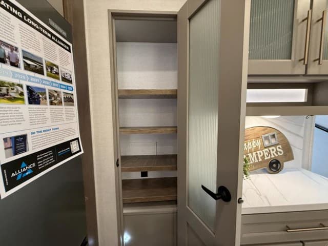 2026 Alliance RV 2026 Alliance RV Paradigm - thumbnail 16