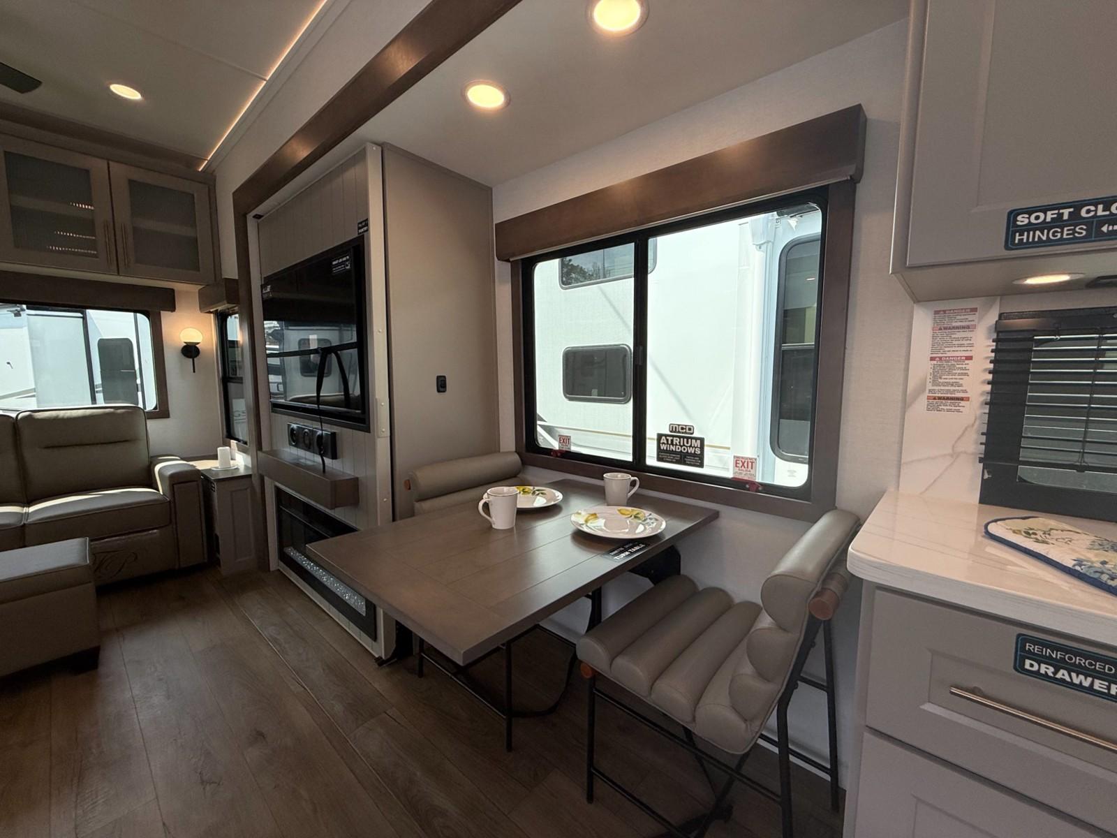 2026 Alliance RV 2026 Alliance RV Paradigm - thumbnail 18