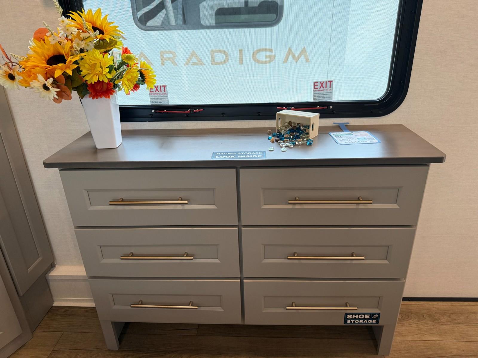 2026 Alliance RV 2026 Alliance RV Paradigm - thumbnail 31