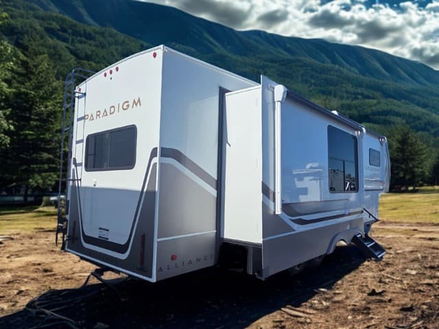 2026 Alliance RV 2026 Alliance RV Paradigm - thumbnail 3