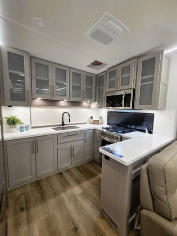 2026 Alliance RV 2026 Alliance RV Paradigm - thumbnail 9