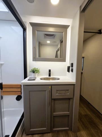 2026 Alliance RV 2026 Alliance RV Paradigm - thumbnail 17