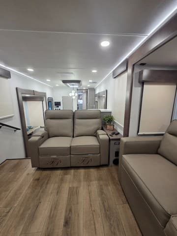 2026 Alliance RV 2026 Alliance RV Paradigm - thumbnail 15