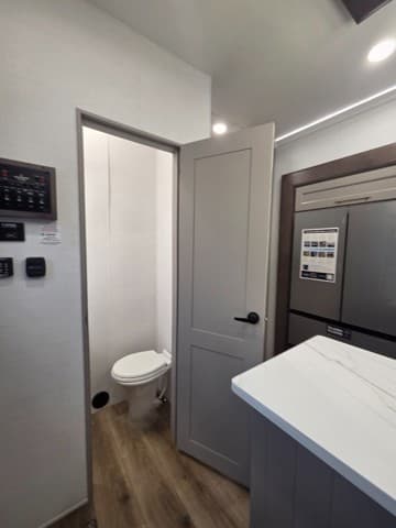 2026 Alliance RV 2026 Alliance RV Paradigm - thumbnail 17