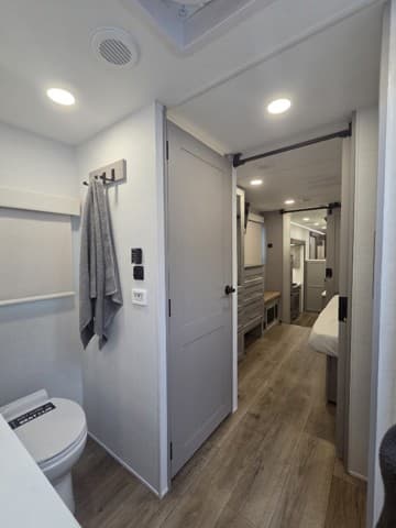 2026 Alliance RV 2026 Alliance RV Paradigm - thumbnail 28