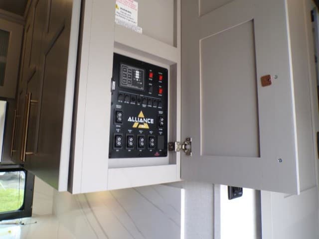 2026 Alliance RV 2026 Alliance RV Paradigm - thumbnail 16