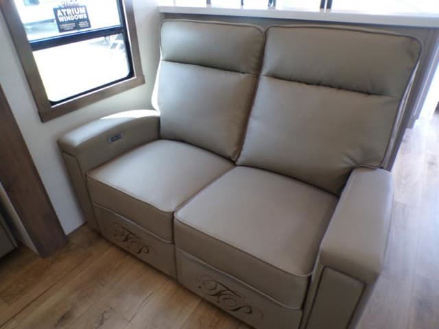 2026 Alliance RV 2026 Alliance RV Paradigm - thumbnail 21