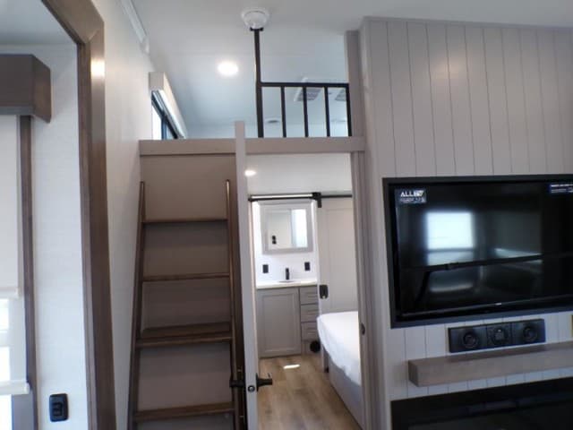 2026 Alliance RV 2026 Alliance RV Paradigm - thumbnail 26