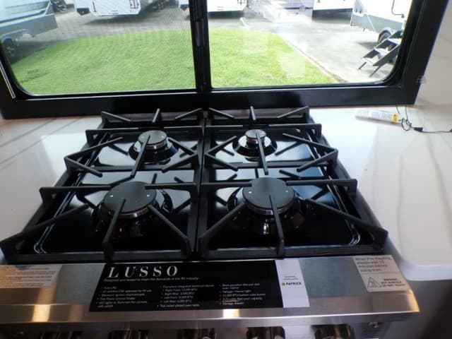 2026 Alliance RV 2026 Alliance RV Paradigm - thumbnail 30