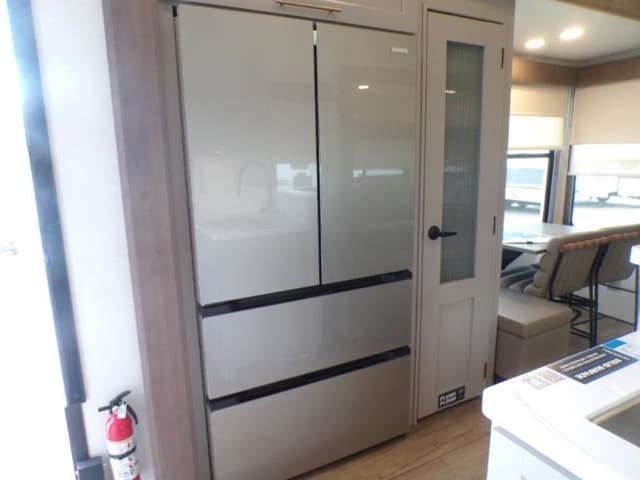 2026 Alliance RV 2026 Alliance RV Paradigm - thumbnail 39