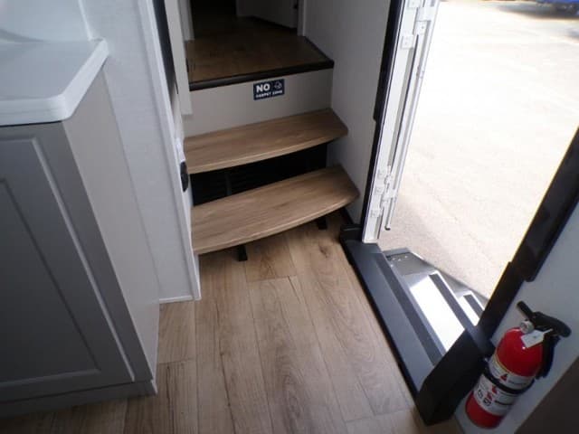 2026 Alliance RV 2026 Alliance RV Paradigm - thumbnail 43