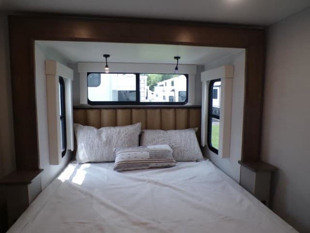 2026 Alliance RV 2026 Alliance RV Paradigm - thumbnail 46