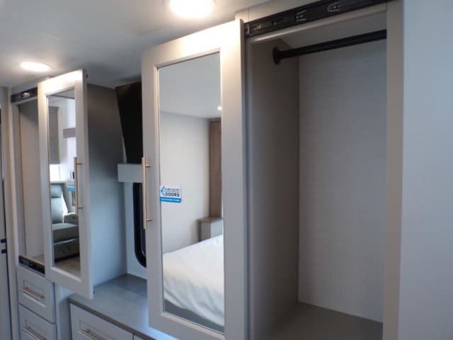 2026 Alliance RV 2026 Alliance RV Paradigm - thumbnail 56