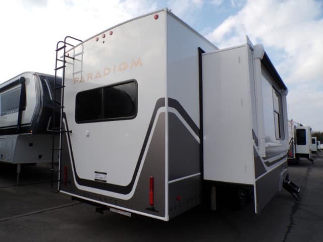2026 Alliance RV 2026 Alliance RV Paradigm - thumbnail 5