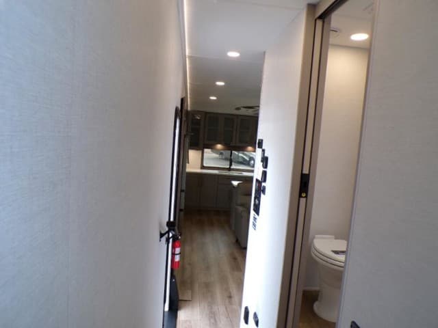 2026 Alliance RV 2026 Alliance RV Paradigm - thumbnail 14