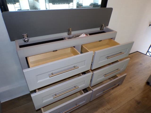 2026 Alliance RV 2026 Alliance RV Paradigm - thumbnail 45