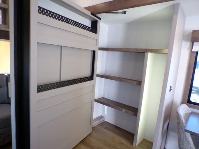 2026 Alliance RV 2026 Alliance RV Paradigm - thumbnail 35