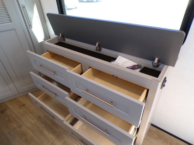 2026 Alliance RV 2026 Alliance RV Paradigm - thumbnail 81