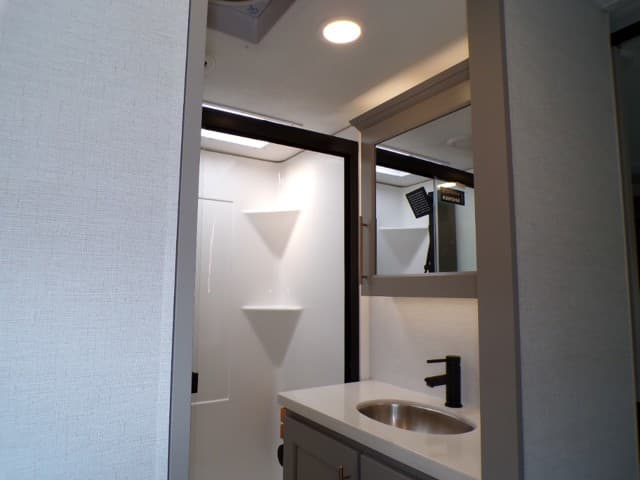 2026 Alliance RV 2026 Alliance RV Paradigm - thumbnail 83