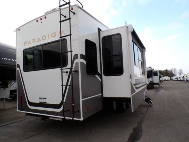 2026 Alliance RV 2026 Alliance RV Paradigm - thumbnail 5