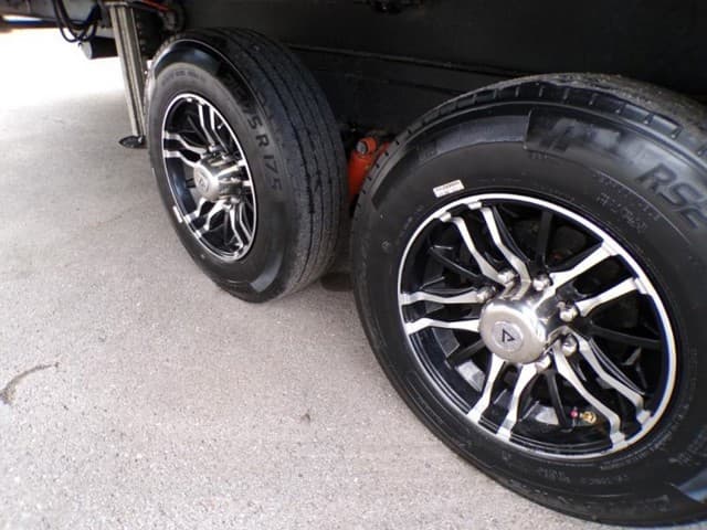 2026 Alliance RV 2026 Alliance RV Paradigm - thumbnail 6