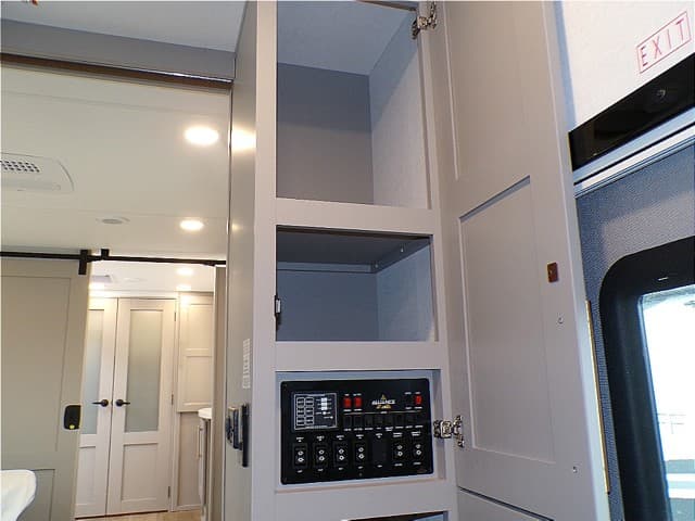 2026 Alliance RV 2026 Alliance RV Paradigm - thumbnail 47