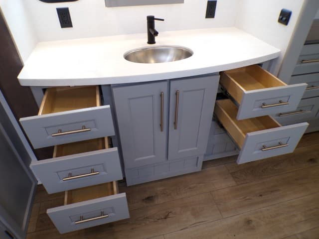 2026 Alliance RV 2026 Alliance RV Paradigm - thumbnail 60