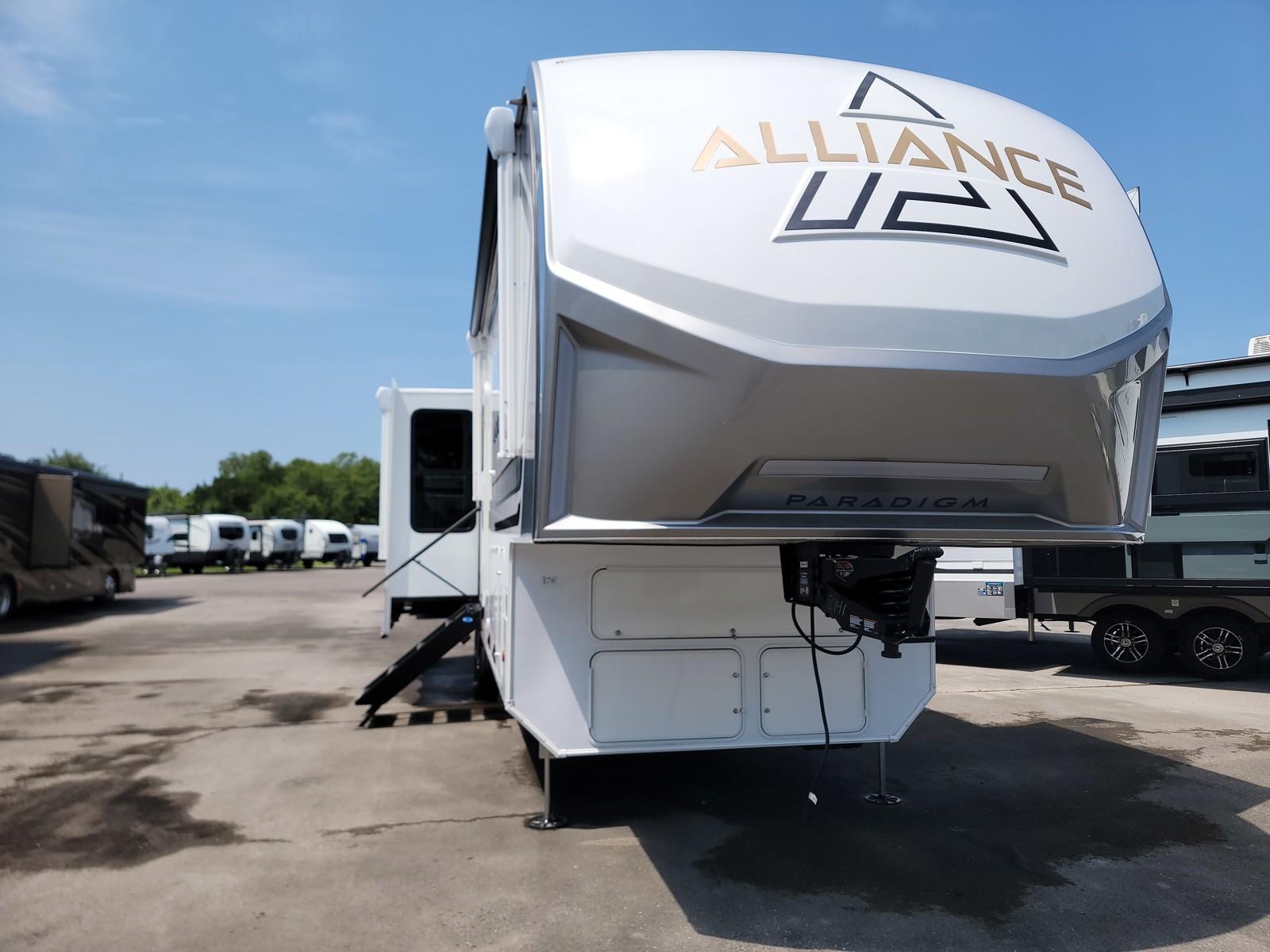 2027 Alliance Paradigm 310RL